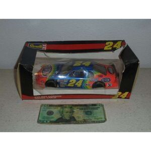 Revell #24 Jeff Gordon Monte Carlo.